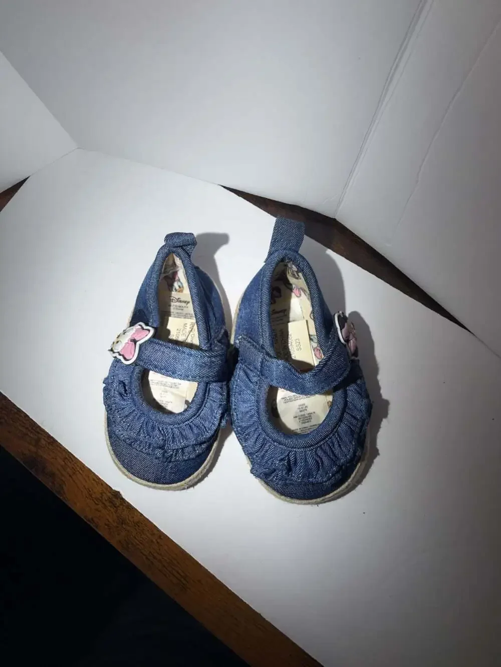 Disney Baby Minnie Mouse Daisy Duck Frilly Denim Shoes Size 6-9M